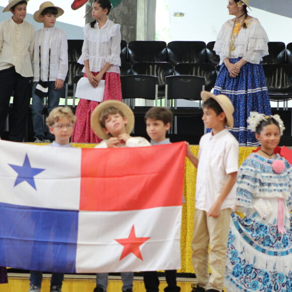 Celebración del Mes de la Patria